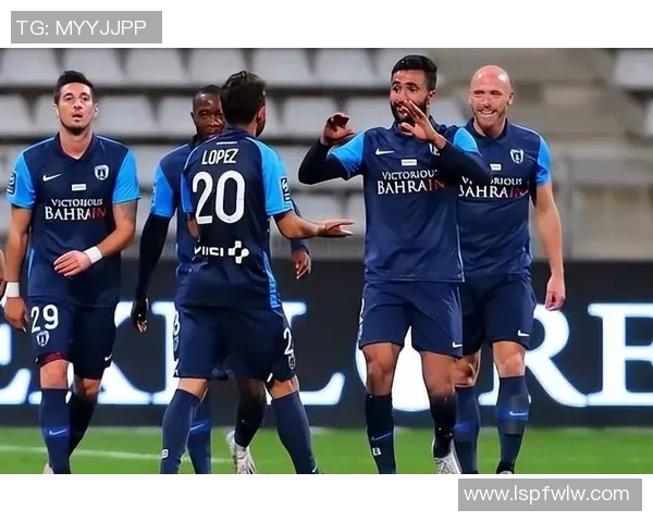 洛里奥与索肖的激烈对决揭示了法甲赛季的竞争格局与球队实力对比